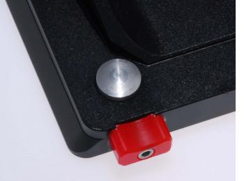 MCS - C001   release button view_3.jpg